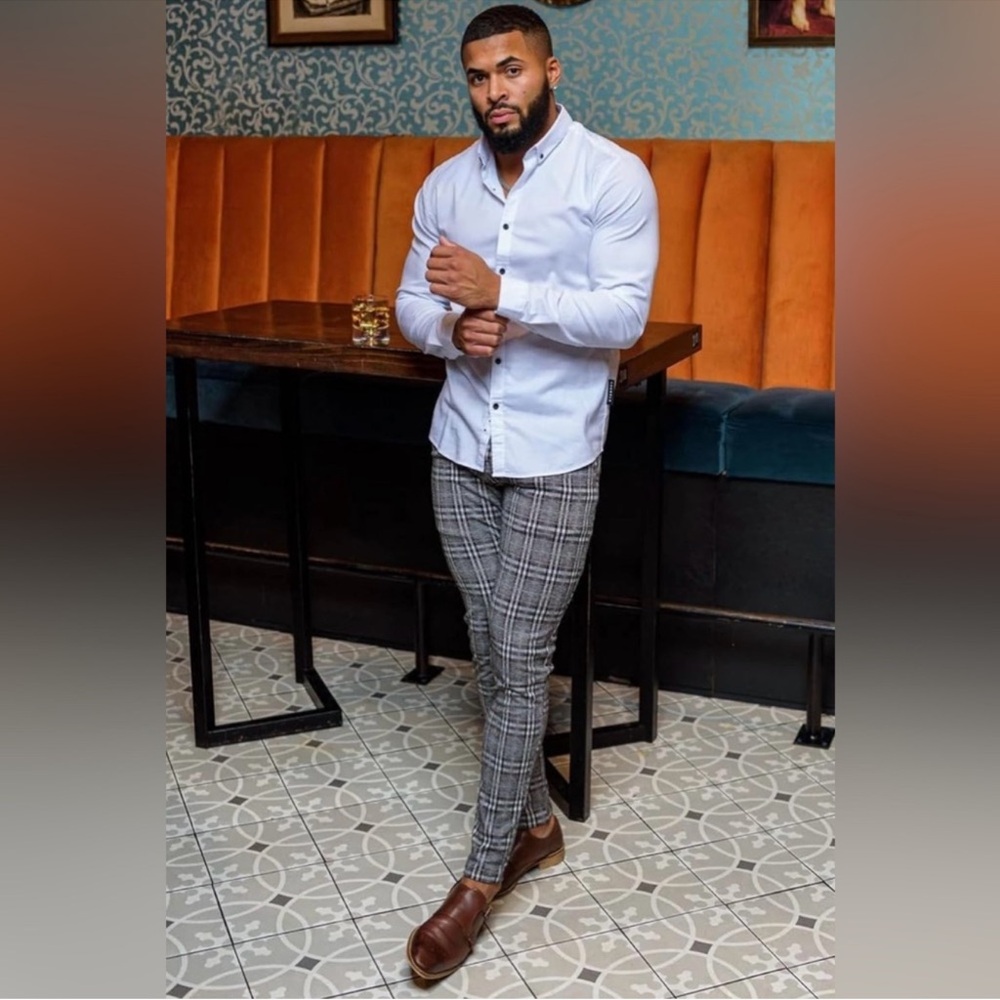 YoungLA Fitted Plaid Dress Pants Size 30x28